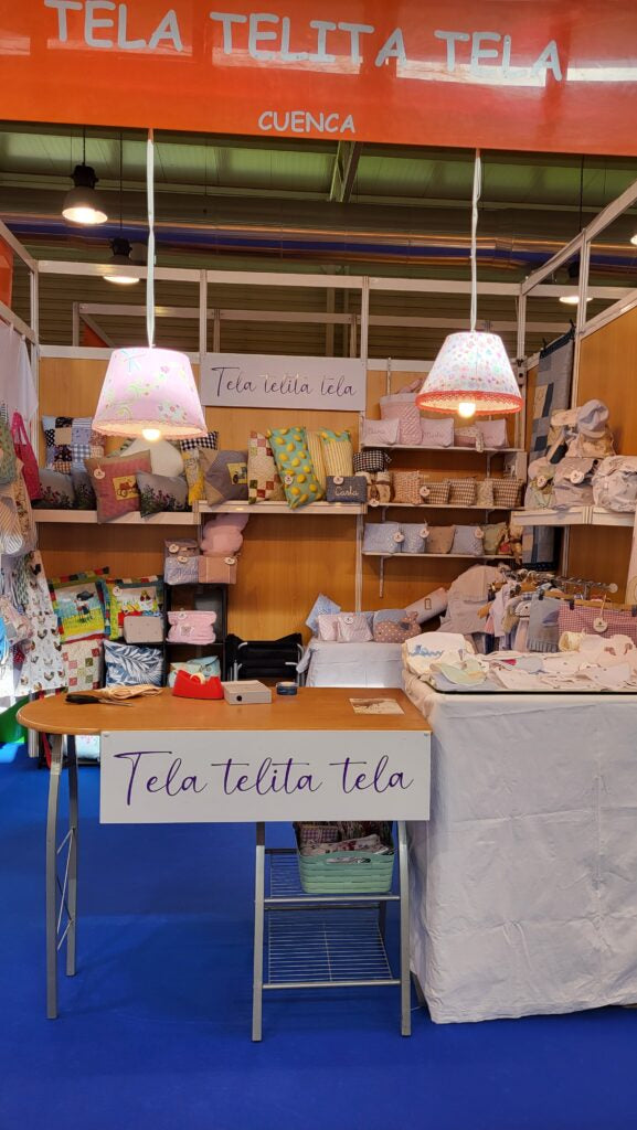 Feria Provincial de Artesanía de Cuenca: Un vistazo a la tradición y la creatividad - Tela, telita, tela