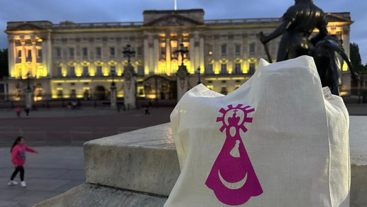 Mis Creaciones Viajan a Londres: Un Bolso en Buckingham Palace - Tela, telita, tela