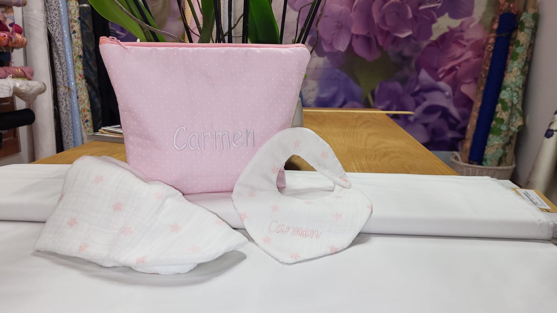 Babero y Neceser Personalizados para Bebé - Tela, telita, tela